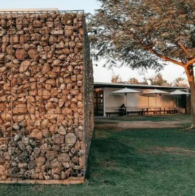 Габионы из металлической сетки - стильное и прочное решение для ландшафтного дизайна