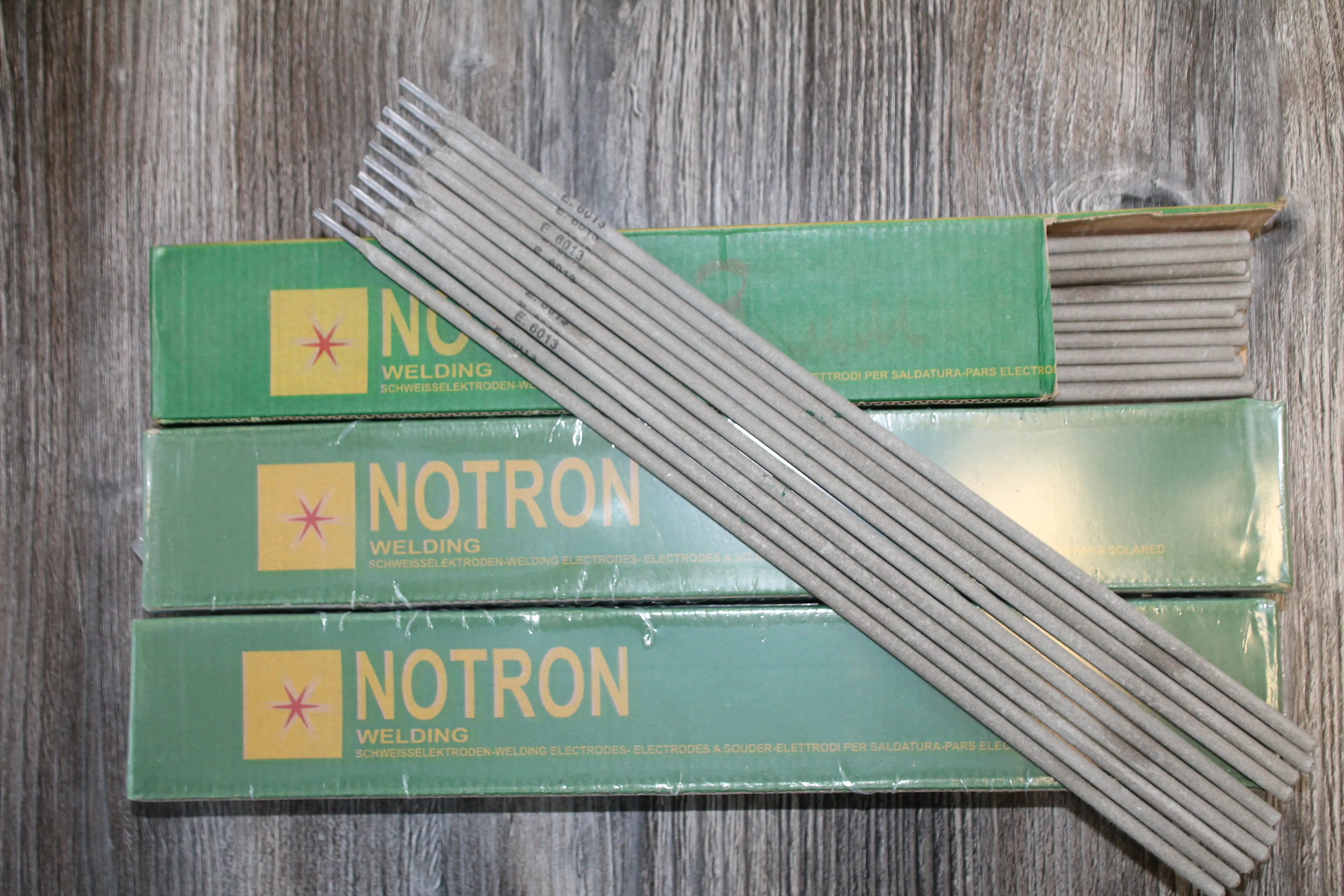 Электроды NOTRON вес 2 кг. Диаметр 2,5 мм