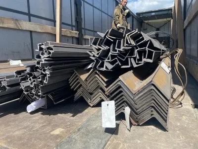 Уголок 40х40х4 мм купить в Москве