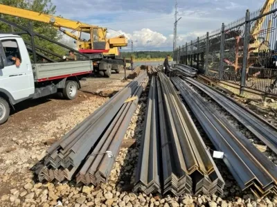 Уголок 125х80х10 мм купить в Москве